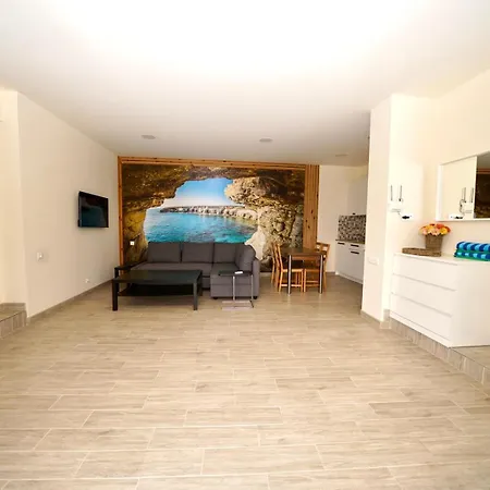 Anesi Beachfront Luxury Nea Moudania