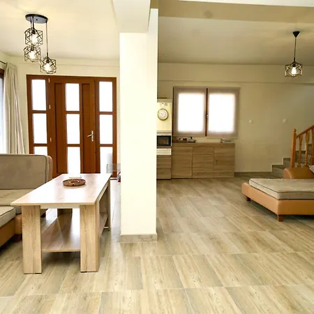 Villa Anesi Beachfront Luxury *