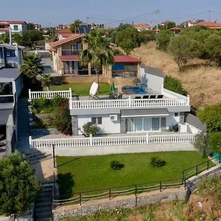 Anesi Beachfront Luxury Villa