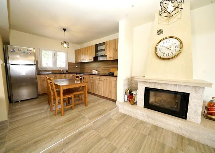 Anesi Beachfront Luxury * Nea Moudania