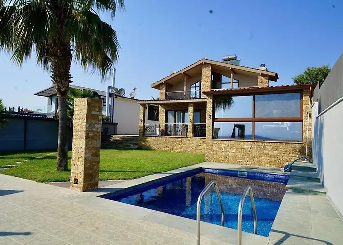 Anesi Beachfront Luxury Nea Moudania