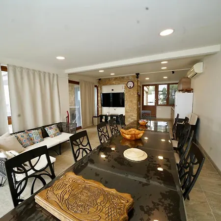 Anesi Beachfront Luxury Nea Moudania