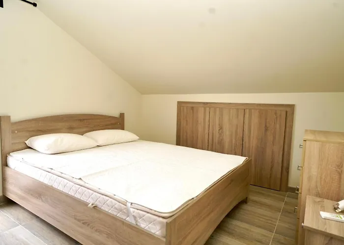 Anesi Beachfront Luxury Willa Nea Moudania