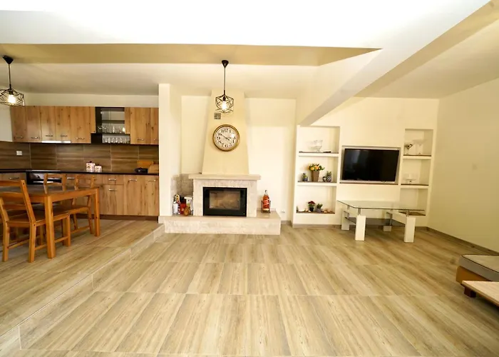 Willa Anesi Beachfront Luxury