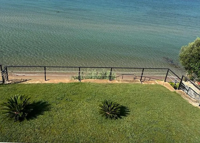 Anesi Beachfront Luxury * Nea Moudania