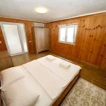 Vila Anesi Beachfront Luxury Nea Moudania
