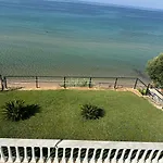 Anesi Beachfront Luxury * Nea Moudania